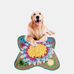 Newest Design Puzzle Relieve Stress Slow Food Smell Training Blanket Nose Pad Silicone Pet Feeding Mat 06-1271 www.gmtpet.com